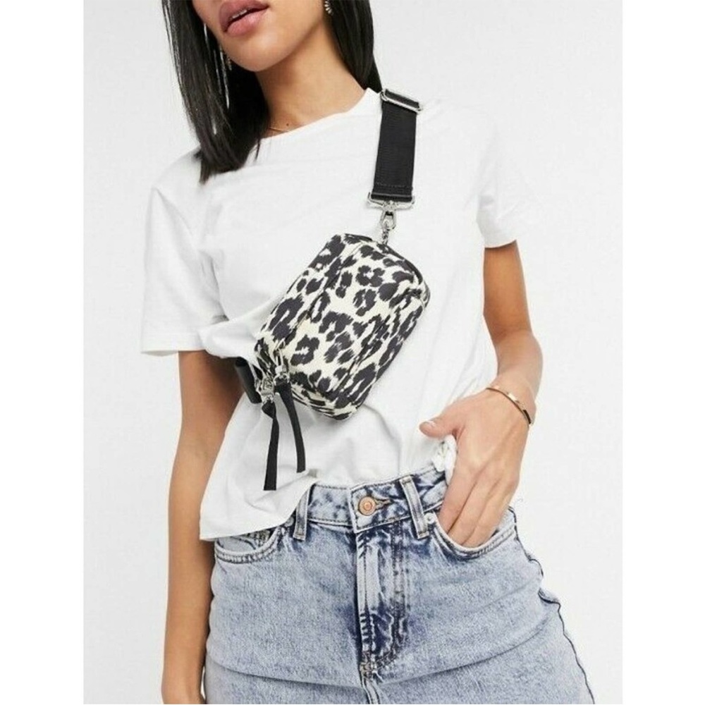 Topshop Leopard Print Micro Bag
Crossbody Bag Belt Bag